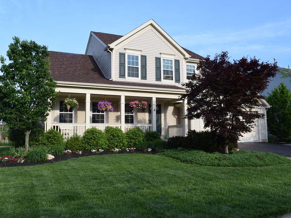 1st image of 909 Wellsley Way