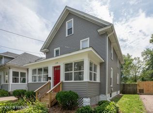 1139 Superior St, Aurora, IL 60505