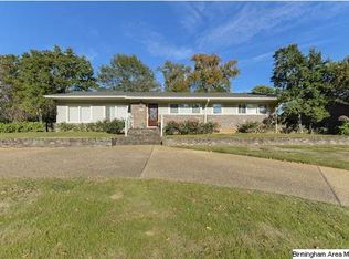 301 Sunset Dr, Vestavia Hills, AL 35216