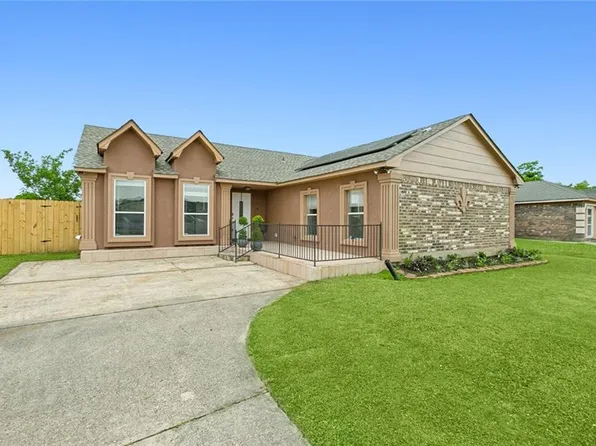 7610 Founders Ct, New Orleans, LA 70129