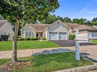 102 Springmill Dr, Middletown, DE 19709