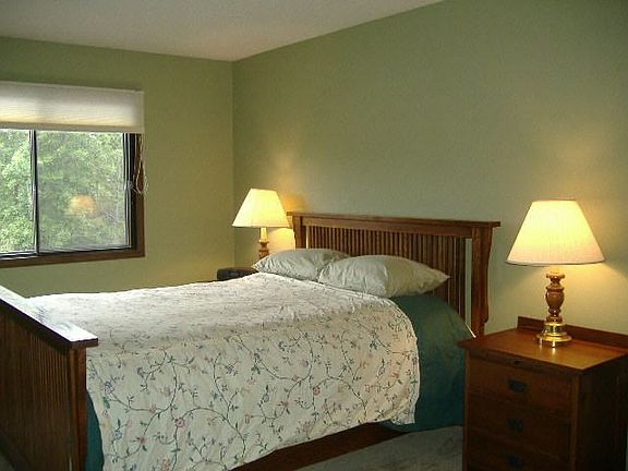 2 bdrms up, 3rd bdrm opportunity in LL.