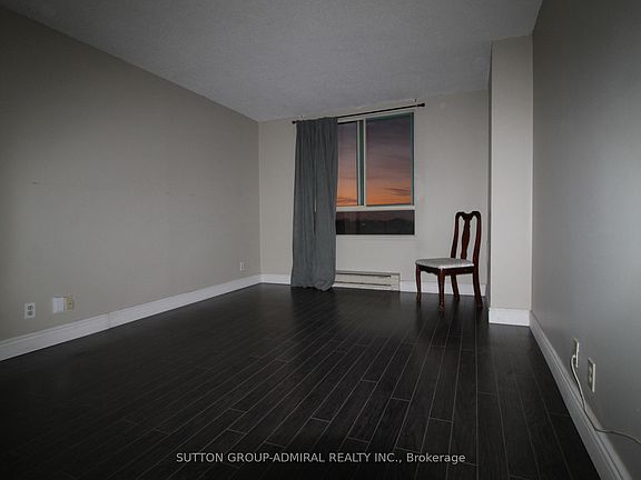 5th image of 41 Markbrook Ln #610