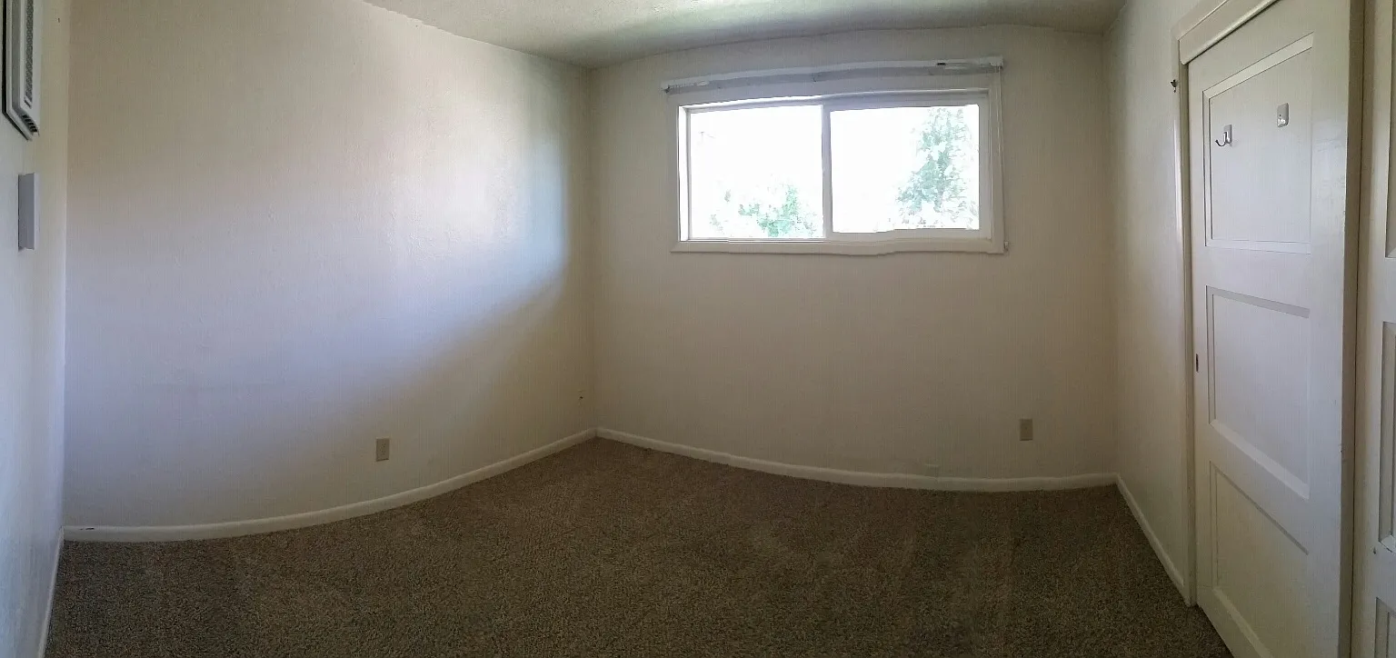 2 bed, 1100 sqft, $1,400 — Photo 3