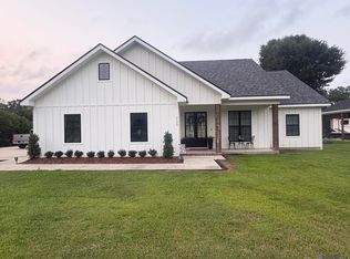 2126 Saint Mary St, Thibodaux, LA 70301