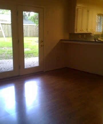 4th image of 2302 Belvedere Dr
