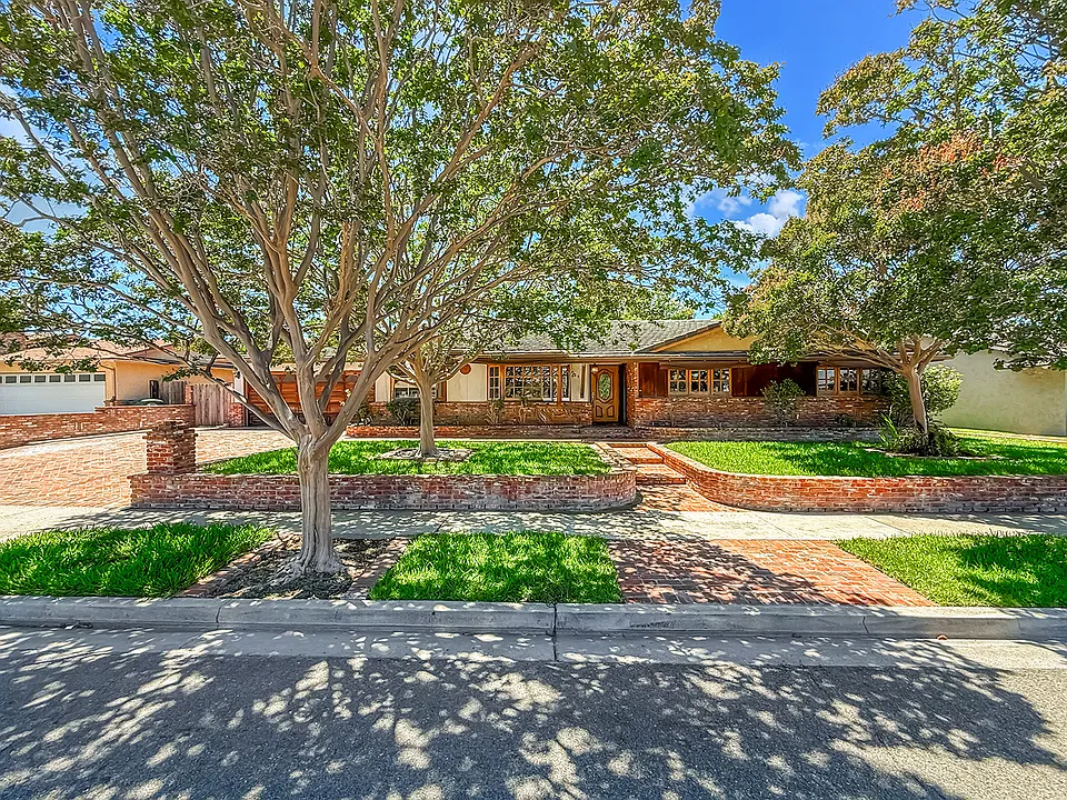 259 Dorena Dr