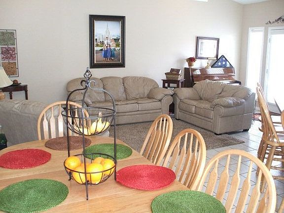 3rd image of 3595 Sycamore Cir