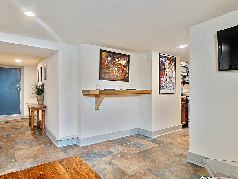 1238 Cambronne St #A — Photo 7