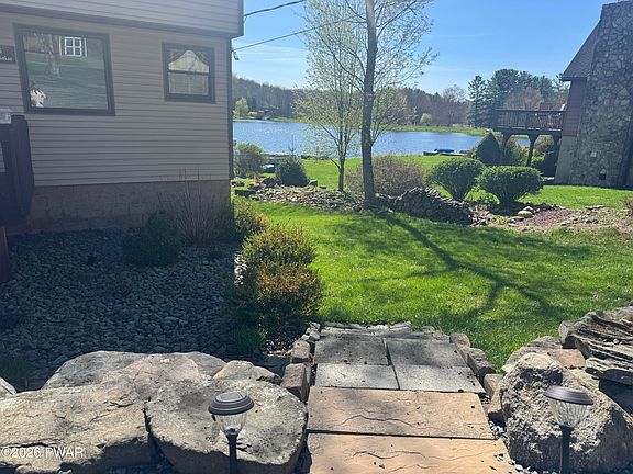 2nd image of 29 Tanglewood Ln