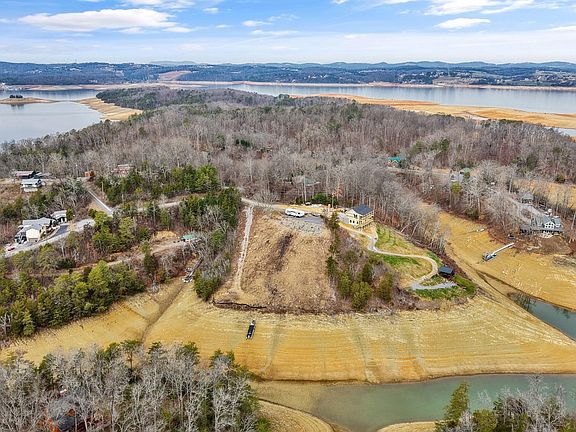 5th image of 1006 Eric Ct Lot 16