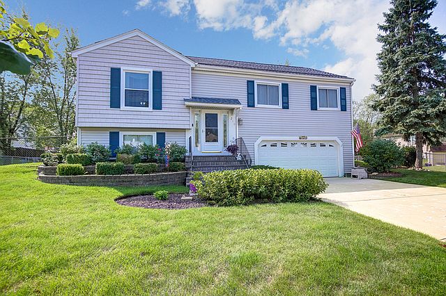 1st image of 280 Pickett Ct