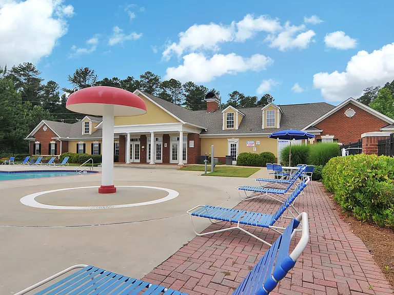 Magnolia Village Apartments — Photo 14