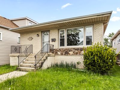 5923 W Giddings St, Chicago, IL, 60630