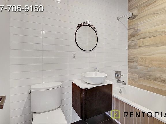 5th image of 949 Willoughby Ave #418