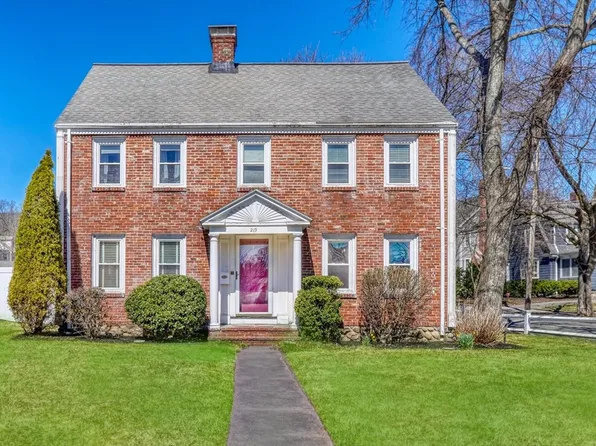 219 Melrose St, Melrose, MA 02176