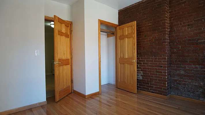 Rented by New York Residence | media 13