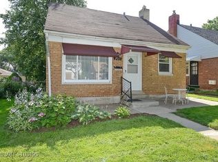 755 Bristol Ave, Westchester, IL