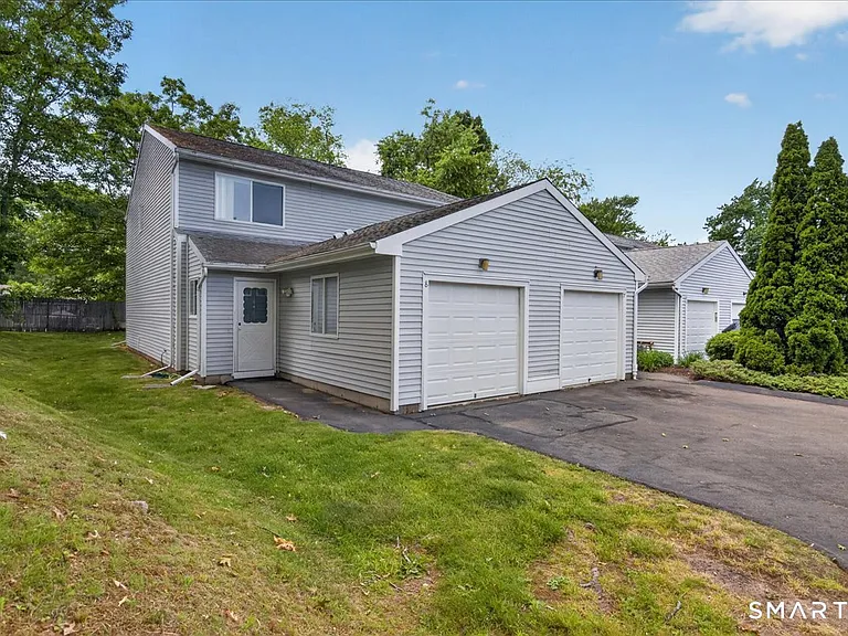60 Coleman St #A8 — Photo 3