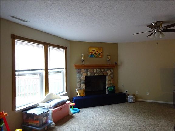 4th image of 6729 Earlswood Dr