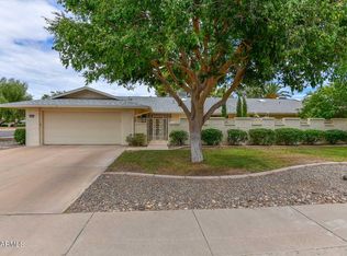 18049 N Desert Glen Dr, Sun City West, AZ 85375