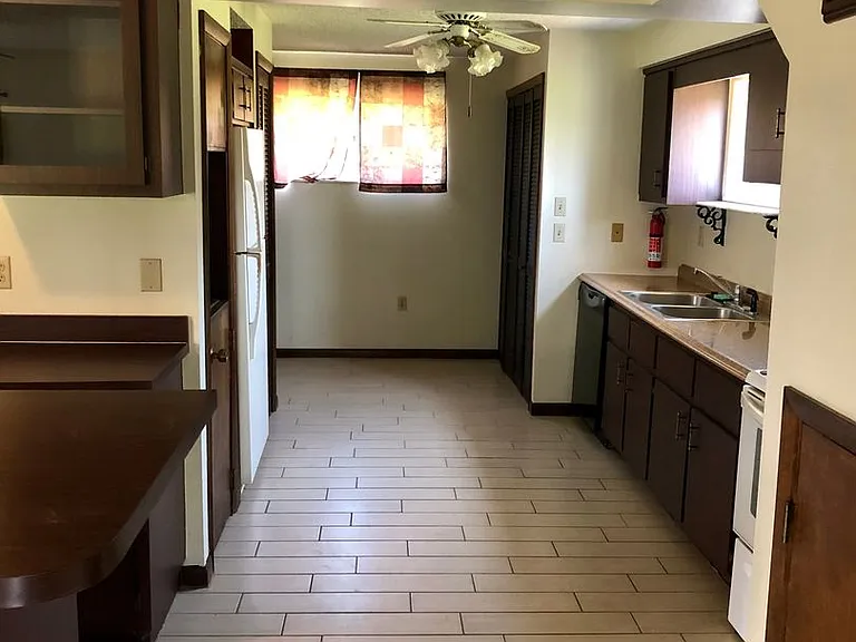 1003 Dora Ave — Photo 21