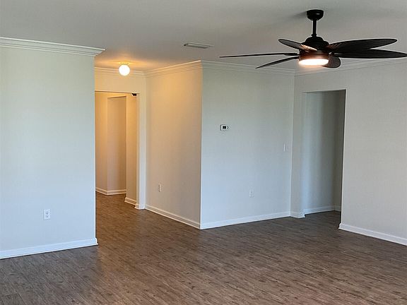 3rd image of 6926 Crimson Ridge St