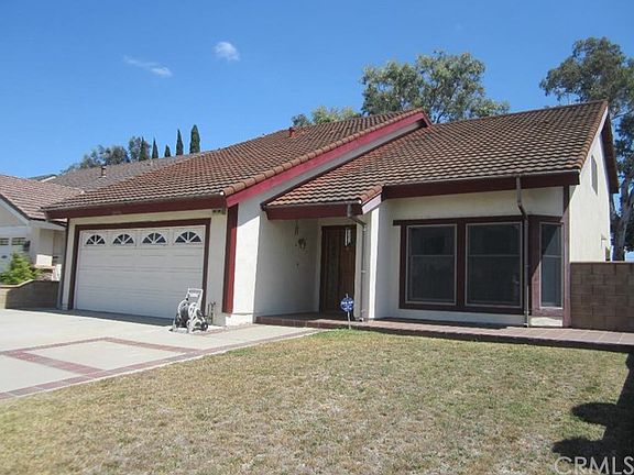 3rd image of 3048 E Sandpiper Ave