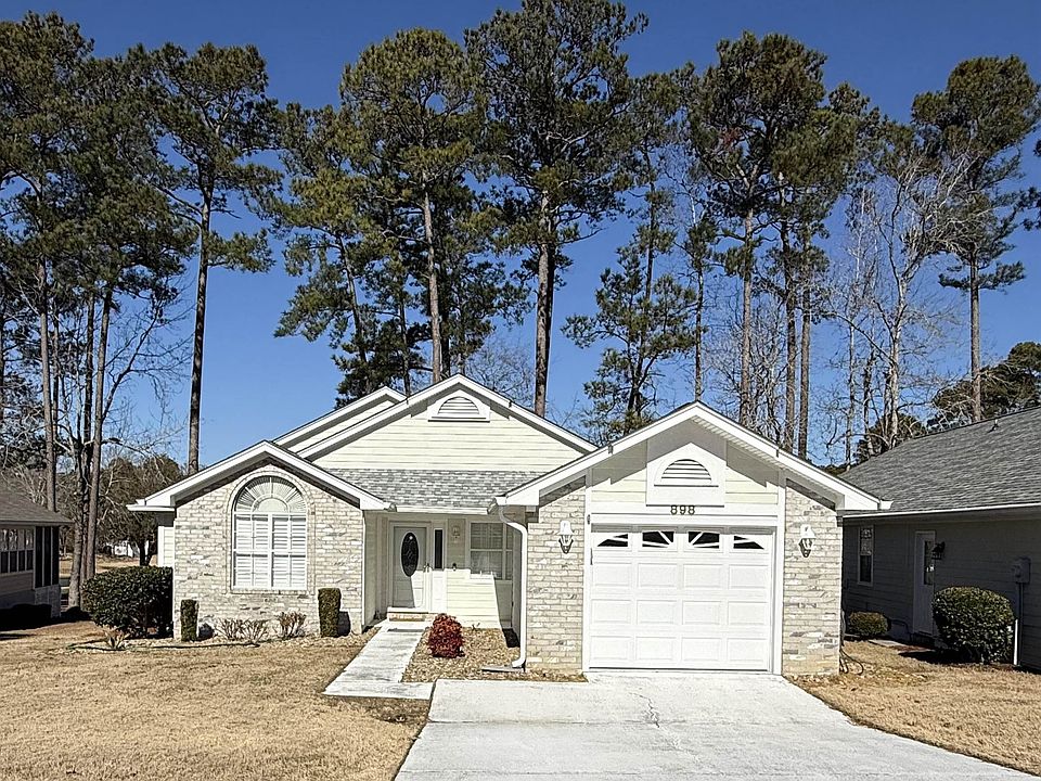 1st image of 898 Knoll Dr.