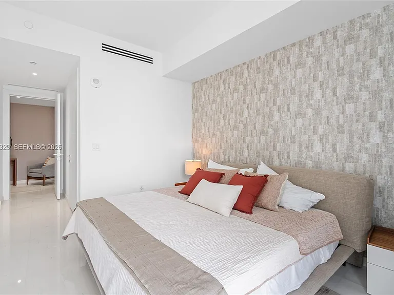 300 Biscayne Boulevard Way #2601E — Photo 35