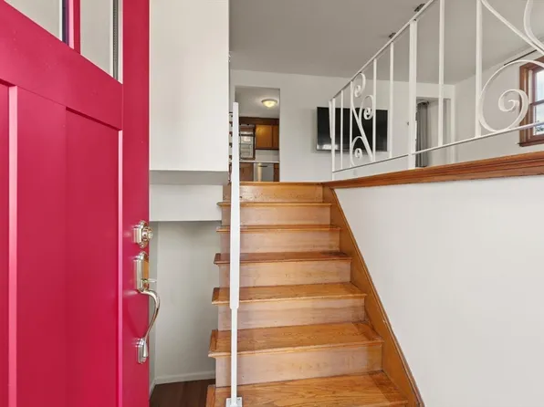 7 Franclaire Dr #7, West Roxbury, MA 02132