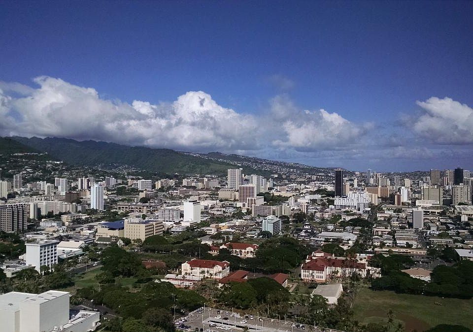 Spectacular mountain/city view