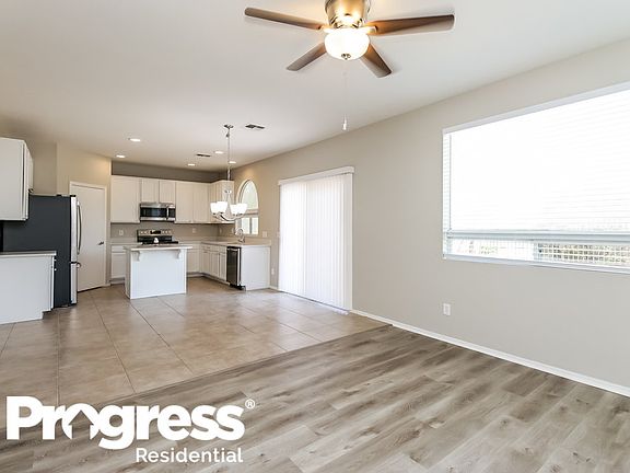 4th image of 2643 S 89th Ave