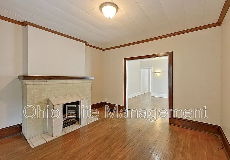461 Reinhard Ave — Photo 5
