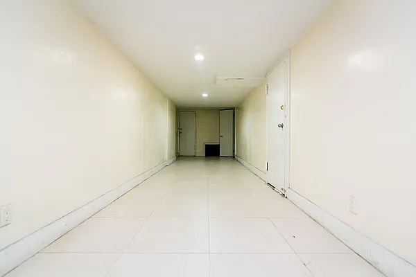 Rented by Nooklyn NYC LLC | media 6