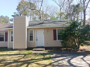 400 Cedar Creek Dr, Jacksonville, NC 28540