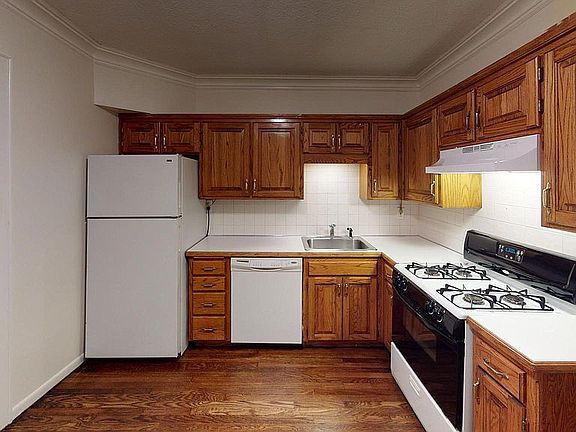 4th image of 4136 Adams St #2B