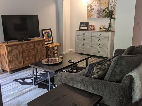 Living room. Not furnished!