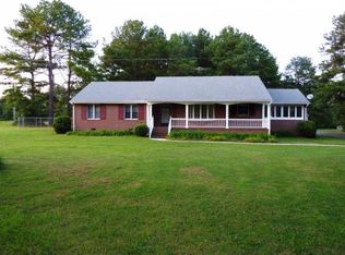 20012 Cox Rd, Sutherland, VA 23885