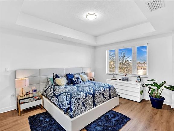 5th image of 1801 Coral Heights Blvd