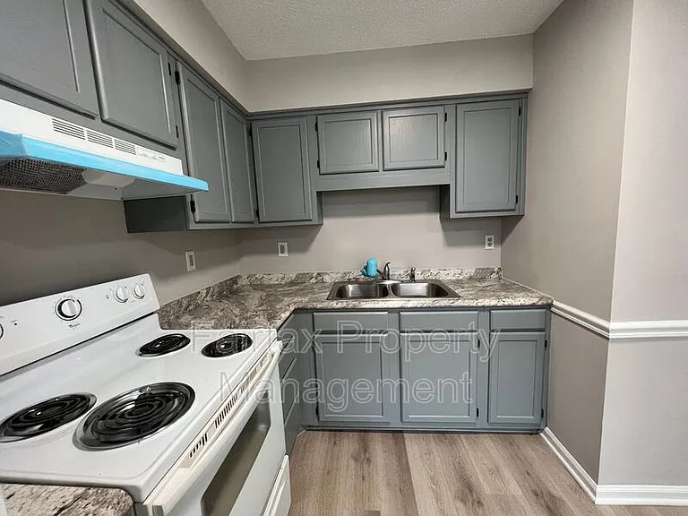 1117 Pecan Pl — Photo 9