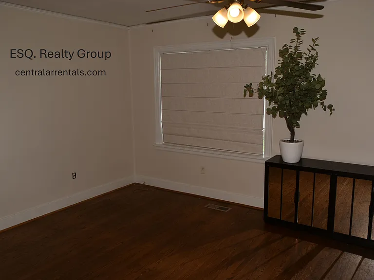 1120 N Taylor St — Photo 6