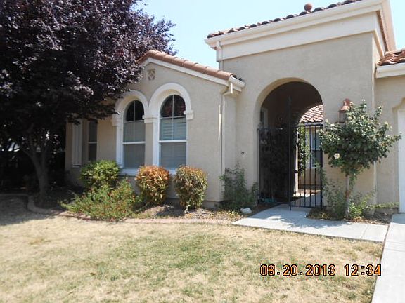 3rd image of 440 Lanfranco Cir