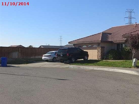 5th image of 11396 Highland Ct