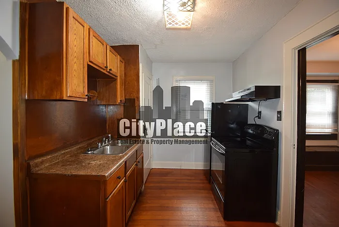 721 N Denny St — Photo 9