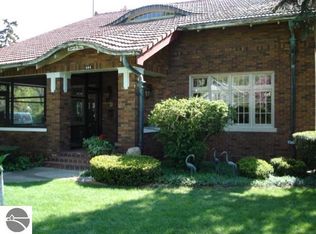 404 N Fancher Ave, Mount Pleasant, MI 48858