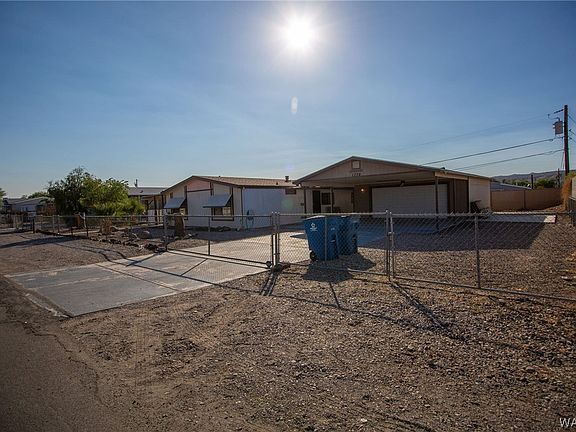 2nd image of 1779 River Gardens Drive