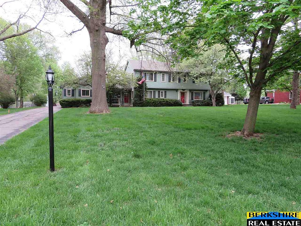 1st image of 5515 N 52nd St