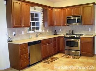 61 Chesapeake Rd, Monmouth Junction, NJ 08852