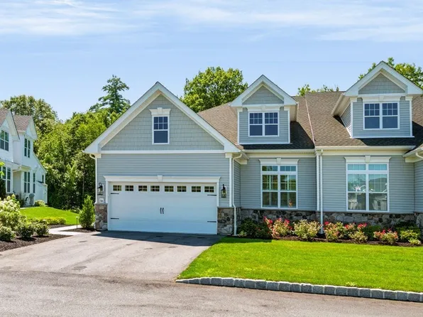 56 Ingalls Village Way #25, Boxford, MA 01921
